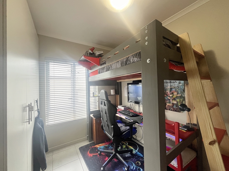 To Let 2 Bedroom Property for Rent in Brackenfell South Western Cape